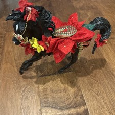 BREYER TRADITIONAL-Noche Buena 2012 Holiday Horse-Etheral Mold-USED picture
