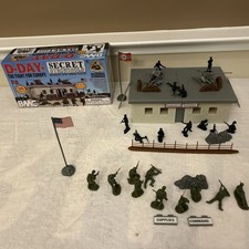 BMC WW2 D-DAY + Secret Stronghold Playset Complete picture