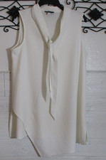 Alfani Women's Top Size M Sleeveless White V Neck picture