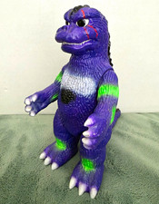 M1 Japan Godzilla Purple Vinyl Figure Sofubi 2000 Vintage 17 Years & Up picture