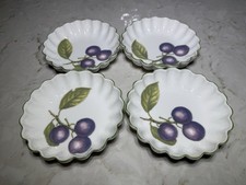 Villeroy & Boch Cascara 5.75” Scalloped Plum Cereal Bowls Set of 4 Striking picture