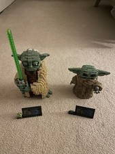 LEGO Star Wars: Yoda (75255) LEGO Star Wars The Child (75318 picture