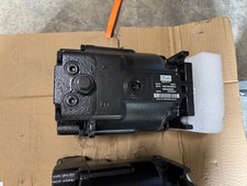 90 Series 75CC Sauer Danfoss Fixed Displacement Motor with Twin Ports 90M075NC0N picture