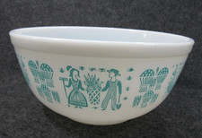 Rare Vintage Pyrex 403 Amish Butterprint Bowl Reverse Pattern Lady on the Left picture