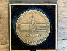 Princeton University Heavy Vintage Bronze Bicentennial Medal 1746-1946 w/Case. picture