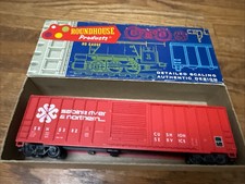 Roundhouse HO Scale Sabine River & Northern RR 50’ FMC SD Boxcar Prebuilt NOS picture