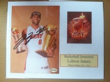 Signed LeBron James 5x7 color photo matted to 8x10 w/coa picture