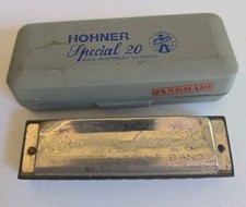 Hohner Special 20 Harmonica Key of G Hand Made Germany No. 560/20 W/ Case picture