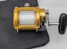 Penn International II 12LT Lever Drag Gold Reel & Black Bag Nice picture