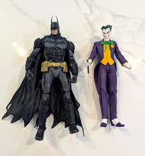 Lot of 2 DC Figures 2020 Batman 7