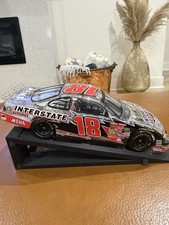 2002 Bobby Labonte #18 Interstate Batteries Clear Car Action 1:24 NASCAR picture