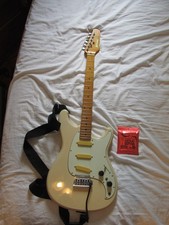 Ibanez Roadstar II Electric Guitar Cream/White Vintage MIJ Made in Japan picture