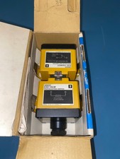 OMRON TYPE E3D-10M2T PHOTOELECTRIC SWITCH picture
