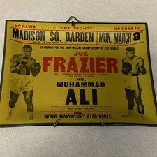 Muhammad Ali vs Joe Frazier Fight of Century Candy Dish/ Ash Tray March 8, 1971 picture