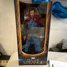 NECA Marvel Doctor Strange Doctor Strange Movie Action Figure Multicolor picture