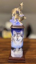 The Bradford Exchange Moonlit Passage Wolf Statue Art Illuminated Tabletop picture
