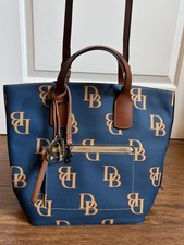 Dooney & Bourke Gretta Tote picture