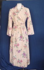 Vtg 1940s Quilted Robe Pink with Rose & Violet Flowers Belted - Barely Worn S picture