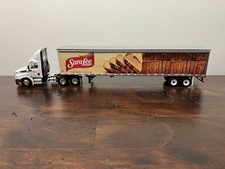 DCP First Gear 1/64th Grocery Haulers Cascadia Day Cab and 53' Sara Lee Dry Van picture
