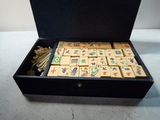Vintage Traditional Mahjong  Chinese Tile Game Set in Storage Case picture