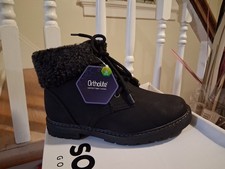 Sonoma Goods for Life Women's Boots Size 6 Wide picture