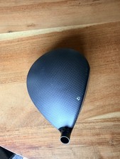 Left Hand TaylorMade Qi35 LS LME 10.5* Driver Head picture