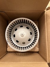 2011-2022 Infiniti Qx56/80 Blower Assy Rear picture