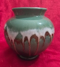 WELLER POTTERY ONE OF A KIND VASE IN UNUSUAL TRIAL GLAZE....SIGNED & MINT 8.0 picture