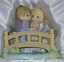 Precious Moments Our Love Is The Bridge To Happiness LE Porcelain Box 2008 picture