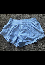 Lululemon Women’s Light Blue hotty hot Running Shorts size 6 picture