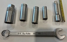 Vintage New Britain 3/8” 12 pt. Deep sockets. 3/8” Extension. 5/8” wrench  picture