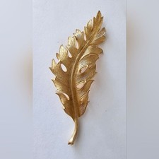 Coro 1961 gold palm fern leaf horizontal brooch, luxury, vintage, classic picture