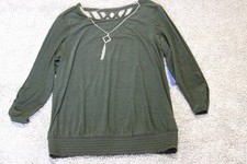 NWT Apt 9 Top Women's Large Olive picture
