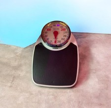 Vintage Taylor Professional analog bathroom scale picture