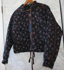 BLANKNYC boxy quilted lined filled jacket Small Zipper Pockets Black floral NWT picture