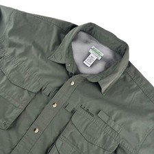 L.L. Bean Men's Cotton Blend Outdoor Pocket Button-Down Shirt Green • X-Large picture