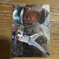 1995 Flair - Ken Griffey Jr #81 Seattle Mariners HOF Mint Condition picture