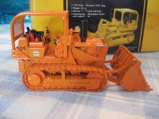INTERNATIONAL HARVESTER 1:75 CRAWLER LOADER  by  FIRST GEAR picture