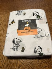Peanuts Berkshire Snoopy Halloween QUEEN SIZE Sheet Set Witch Pumpkin Mummy NEW picture