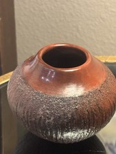 Alice Cling Navajo Pottery Vase Jar 3”x4” signed picture
