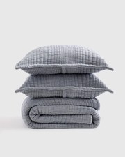 Quince 100% Organic Cotton Channel Stitch Coverlet Set, Blue, King/Cal King NWOT picture