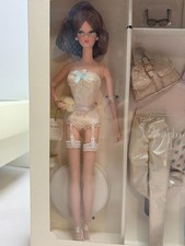 MATTEL BARBIE SILKSTONE FASHION MODEL CONTINENTAL HOLIDAY GIFTSET 55497 NRFB picture