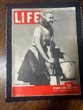 Original vintage LIFE Magazine dated October 6, 1941 picture