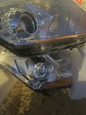 2010-2016 Cadillac SRX HID/Xenon Headlight Assembly — OEM GM With Ballast/bulbs picture
