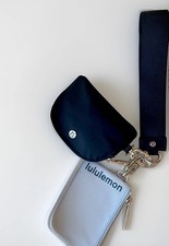 Lululemon Dual Pouch Wristlet NWT Blissful Blue True Navy BLEN TRNV Wallet⁠ picture