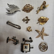 Selling Lot Of Mid 19th Century Costume Jewelry Brooches. All Unique And Fun. picture