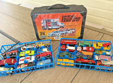 Vintage 1983 Matchbox Carry Case w/24 1970s & 80s Vehicles +FAST SHIPPING picture