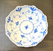 1968 Royal Copenhagen Full Lace 1/1023 Blue Fluted Footed Bowl 1st Quality 7