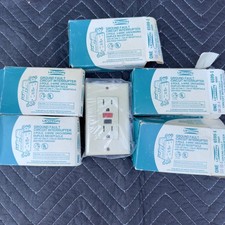 Leviton 6599-I Ivory GFCI Outlet 15A Receptacle 20A Feed-Through Lot of 5 picture