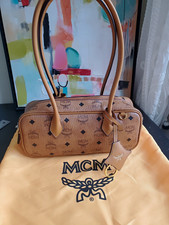 Used McM  Aren East Shoulder  Bag In Visetos picture